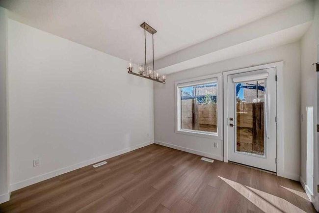 330 Sage Hill Cir Nw, Townhouse with 3 bedrooms, 2 bathrooms and 3 parking in Calgary AB | Image 29
