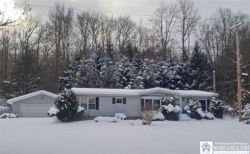 466 W Perimeter Road, South Valley, NY, 14738 | Card Image