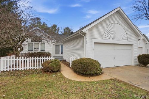 101 Quiet Creek Cir, Chelsea, MI, 48118-9454 | Card Image