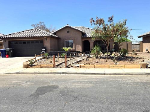 1056 W Rose St, Somerton, AZ, 85350 | Card Image