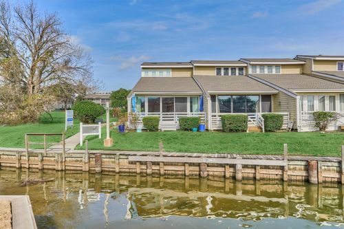 1 April Point Dr S, Montgomery, TX, 77356 | Card Image