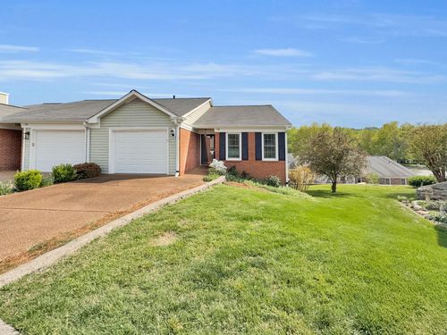 720 Mount Carmel Pl, Nashville, TN, 37205 | Card Image