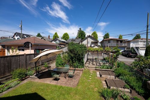 2867 E Georgia St, Vancouver, BC, V5K2K3 | Card Image