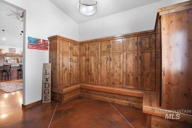 2040 E 2200 N, House other with 9 bedrooms, 6 bathrooms and 2 parking in Twin Falls ID | Image 19