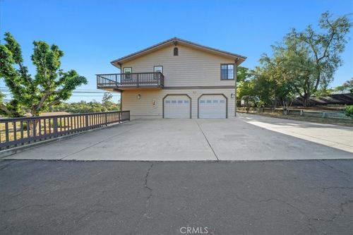 28636 Via Piedra, Valley Center, CA, 92082-4041 | Card Image