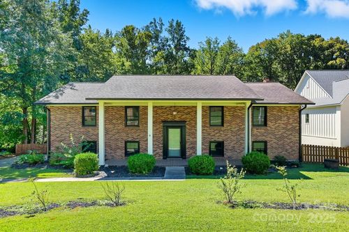 62 Bowen Dr, Belmont, NC, 28012-9517 | Card Image