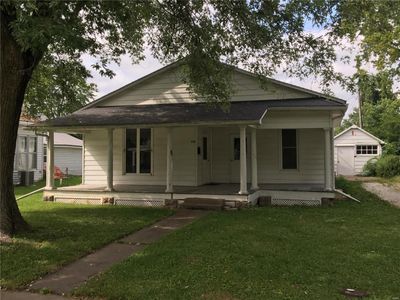 715 W Centennial Avenue, House other with 3 bedrooms, 1 bathrooms and 2 parking in Bowling Green MO | Image 1