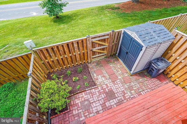 5521 Lakewhite Ct, Townhouse with 3 bedrooms, 4 bathrooms and null parking in FAIRFAX VA | Image 16