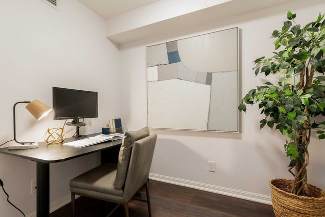 810 - 35 Bastion St, Condo with 2 bedrooms, 2 bathrooms and 2 parking in Toronto ON | Image 20