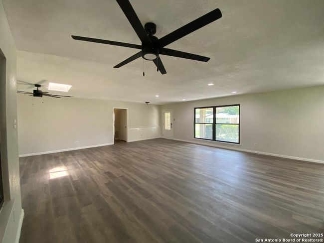 749 Windrock Dr, House other with 3 bedrooms, 2 bathrooms and null parking in Windcrest TX | Image 14