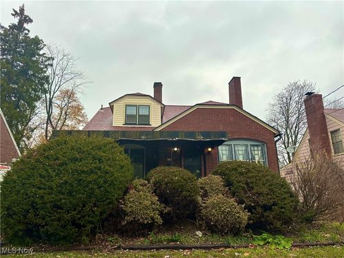 70 Clifton Dr, Boardman, OH, 44512-2111 | Card Image