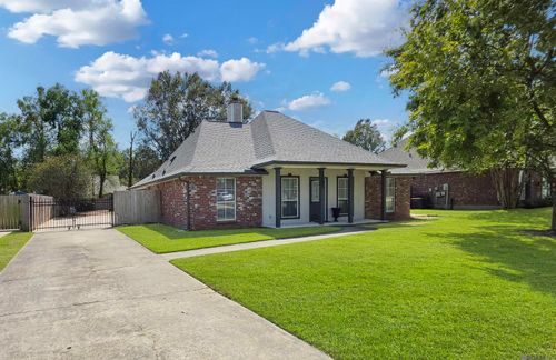 13492 Prairie Ln, Walker, LA, 70785-5626 | Card Image