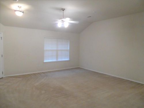 3613 Ellis Ave, Moore, OK, 73160-7677 | Card Image