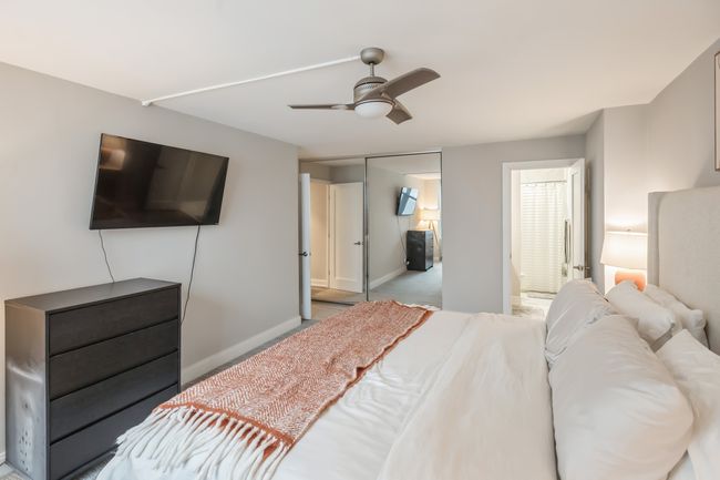 APT-2410 - 400 E Randolph St, Condo with 2 bedrooms, 2 bathrooms and 2 parking in Chicago IL | Image 17
