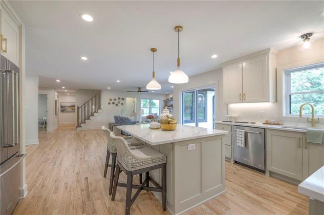 10314 Sagamore Ln, House other with 6 bedrooms, 5 bathrooms and null parking in Leawood KS | Image 25