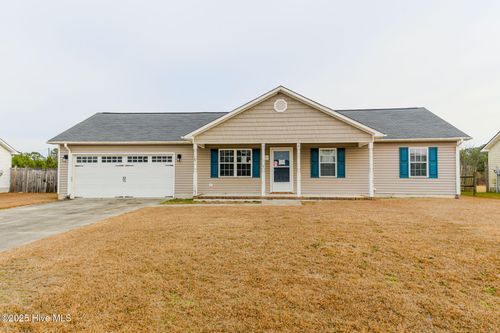 217 Wingspread Ln, Beulaville, NC, 28518-7511 | Card Image