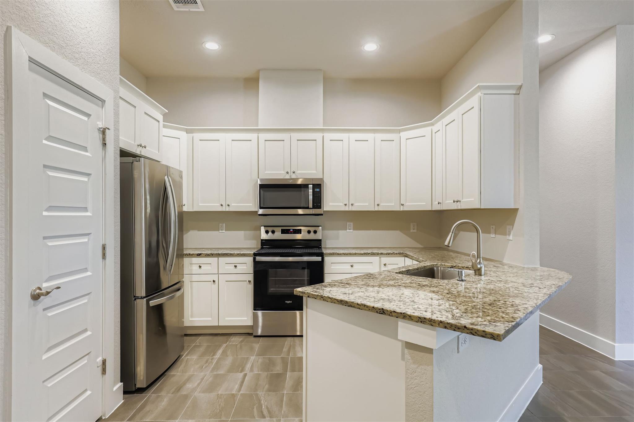 Residential Lease in Lago Vista 5