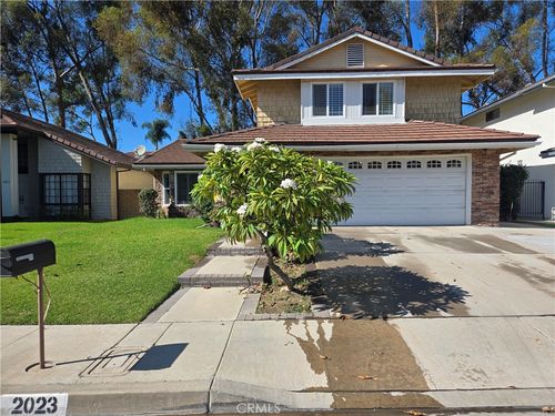 2023 Seaview Dr, Fullerton, CA, 92833-1223 | Card Image