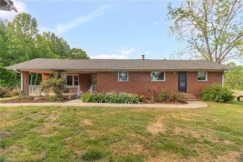 527 Wood Heirs Dr, Lexington, NC, 27295-9506 | Card Image