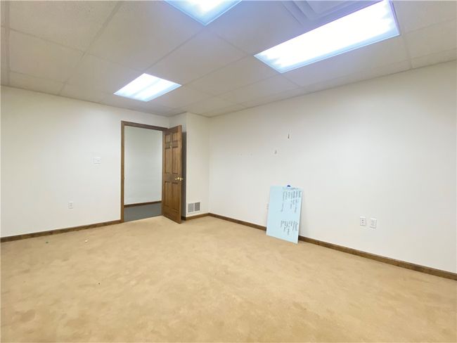 313 W Main St, Home with 0 bedrooms, 0 bathrooms and 4 parking in Carnegie PA | Image 9