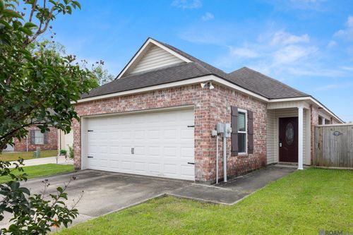 15064 Banff Ct, Baton Rouge, LA, 70819-3352 | Card Image