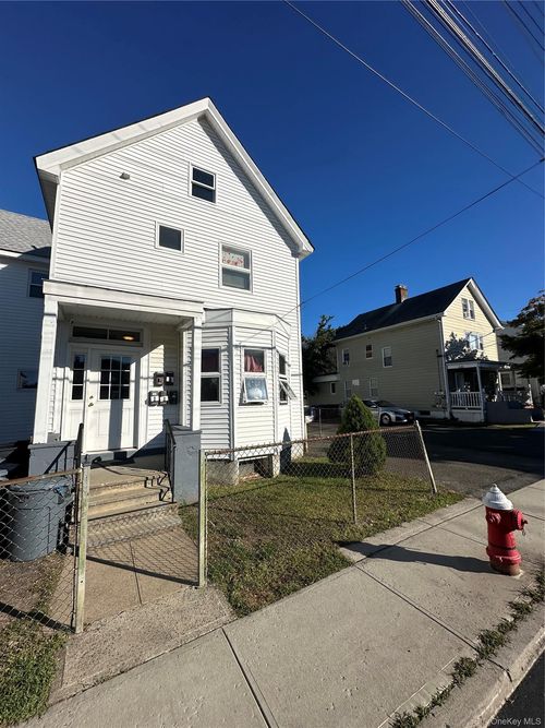 2b-26 Benson St, West Haverstraw, NY, 10993-1331 | Card Image