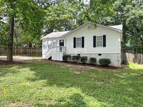 501 Correnna St, Apex, NC, 27502-2013 | Card Image