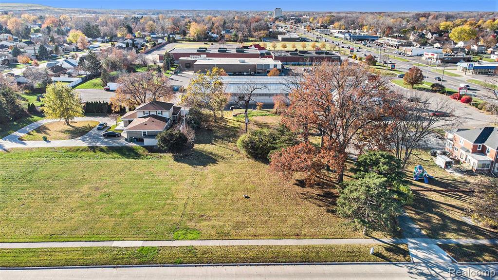 Eureka Rd, Southgate, MI 48195