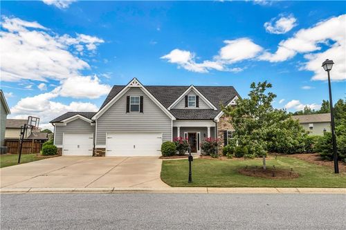 304 Red Cap Cir, Jefferson, GA, 30549-3254 | Card Image