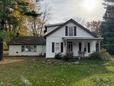 38602 Bell Road, House other with 4 bedrooms, 2 bathrooms and null parking in Willoughby OH | Image 1