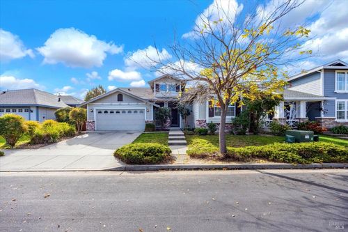  Rochioli Drive, Windsor, CA, 95492 | Card Image