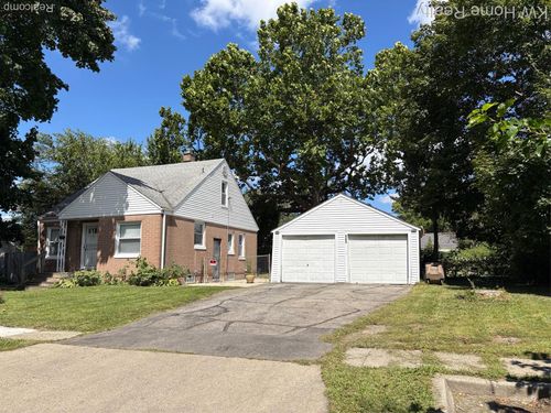 663 Lenox Ave, Pontiac, MI, 48340-3016 | Card Image