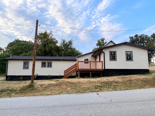 506 Hill Ave, Ava, MO, 65608-5661 | Card Image