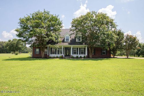 1453 Whitetail Dr S, Hernando, MS, 38632-7506 | Card Image