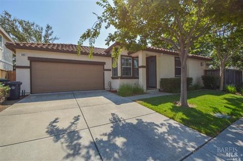 5083 Moss Creek Way, Fairfield, CA, 94534-6766 | Card Image