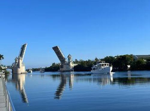 204-340 Horizons W, Boynton Beach, FL, 33435-5031 | Card Image