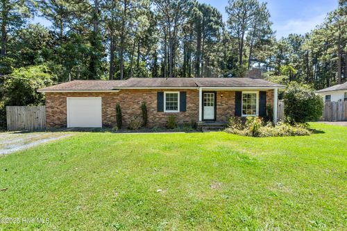 1355 N Ridge St, Southern Pines, NC, 28387-4232 | Card Image