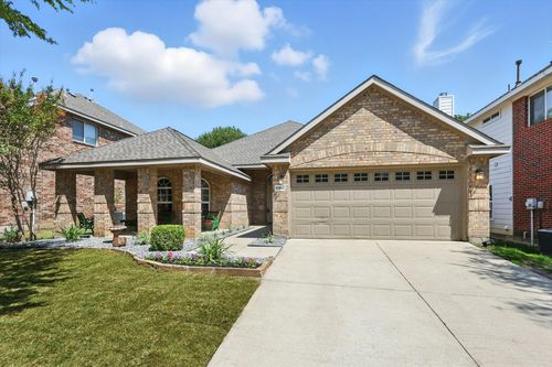 8300 Hitching Trl, Mckinney, TX, 75070-6405 | Card Image