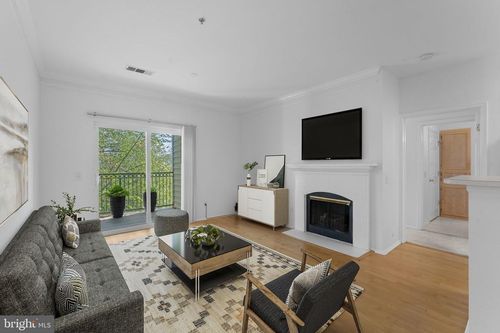 unit-3314-1591 Spring Gate Dr, MCLEAN, VA, 22102-3451 | Card Image