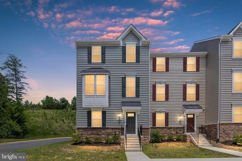 1118 Dovetail Cir, FREDERICKSBURG, VA, 22401-2264 | Card Image