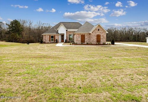 967 Mullican Rd, Florence, MS, 39073-9333 | Card Image