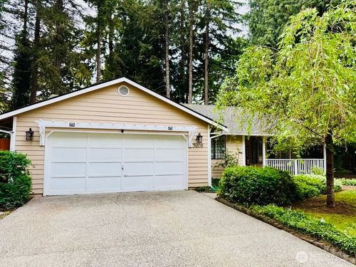 3208 Duke Ct Se, Olympia, WA, 98503-6228 | Card Image