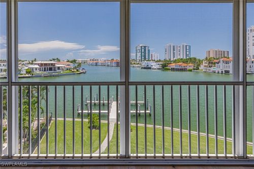 apt-302-250 Park Shore Dr, NAPLES, FL, 34103-3491 | Card Image