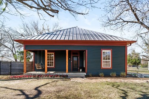 518 N Avenue F, Elgin, TX, 78621 | Card Image