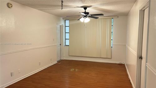 apt-304-7001 Environ Blvd, Lauderhill, FL, 33319-4212 | Card Image