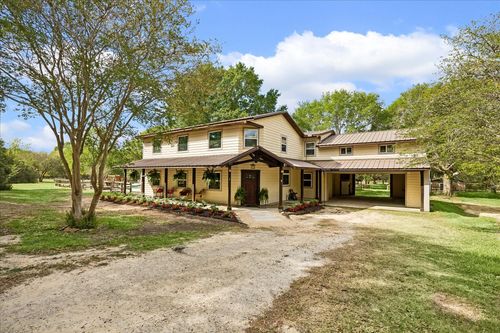 640 Piney Creek Rd, Bellville, TX, 77418-9659 | Card Image