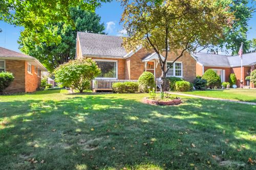 655 S Wall St, Kankakee, IL, 60901-3417 | Card Image