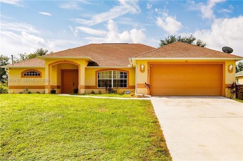 2611 65th St W, Lehigh Acres, FL, 33971-8822 | Card Image