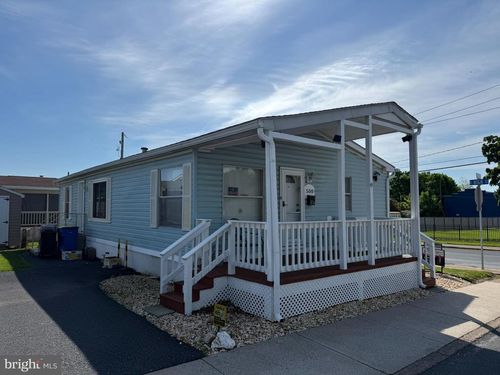 500 N Pine St, MIDDLETOWN, PA, 17057-1935 | Card Image