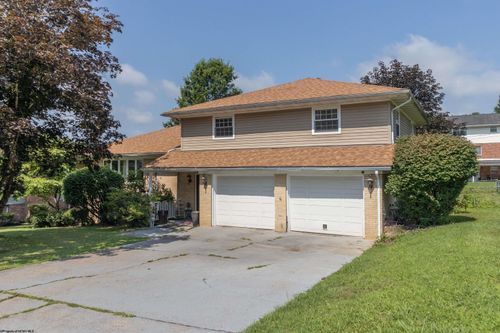 125 Ashford Dr, Bridgeport, WV, 26330-1137 | Card Image